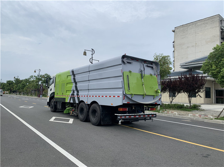 東風天龍22方 25噸型洗掃車