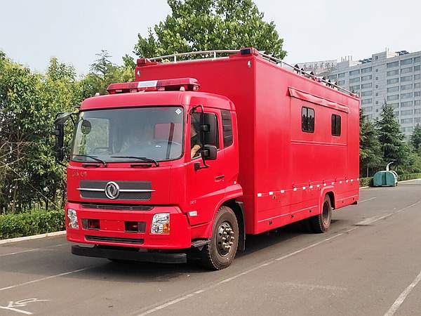 東風天錦餐車